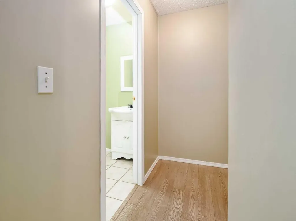 269 Laval Boulevard W Lethbridge AB T1K 4E2
