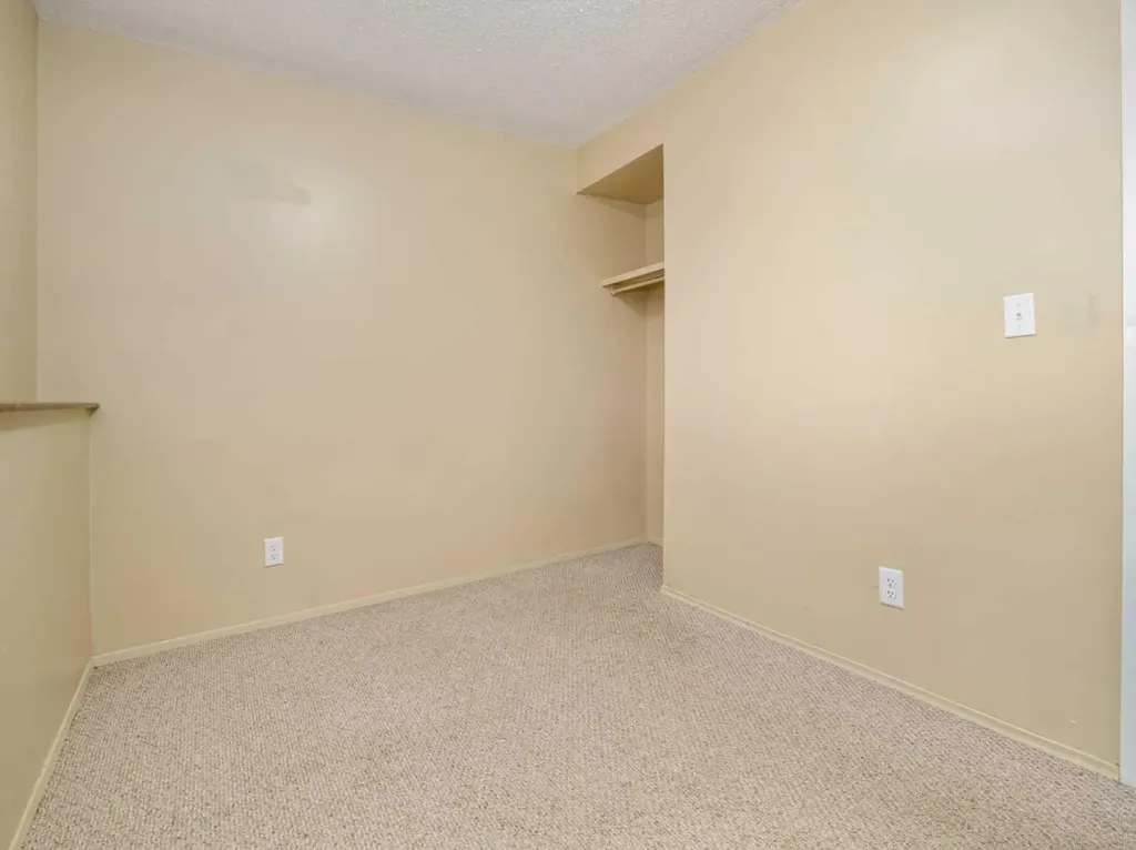 269 Laval Boulevard W Lethbridge AB T1K 4E2