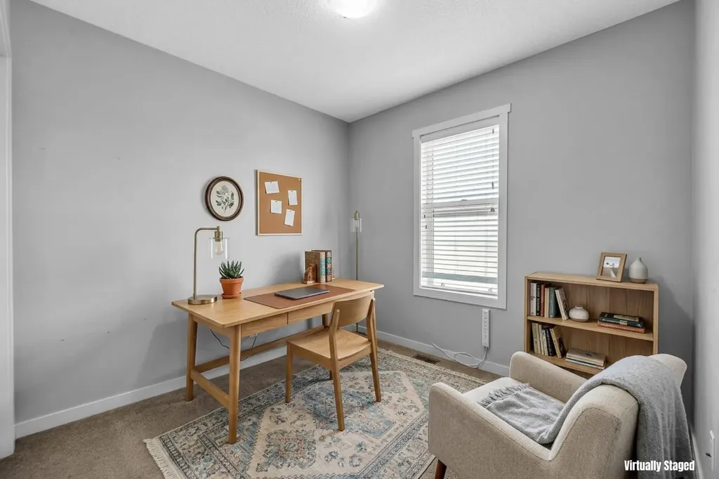425 Copperpond Landing SE Calgary AB T2Z1G6