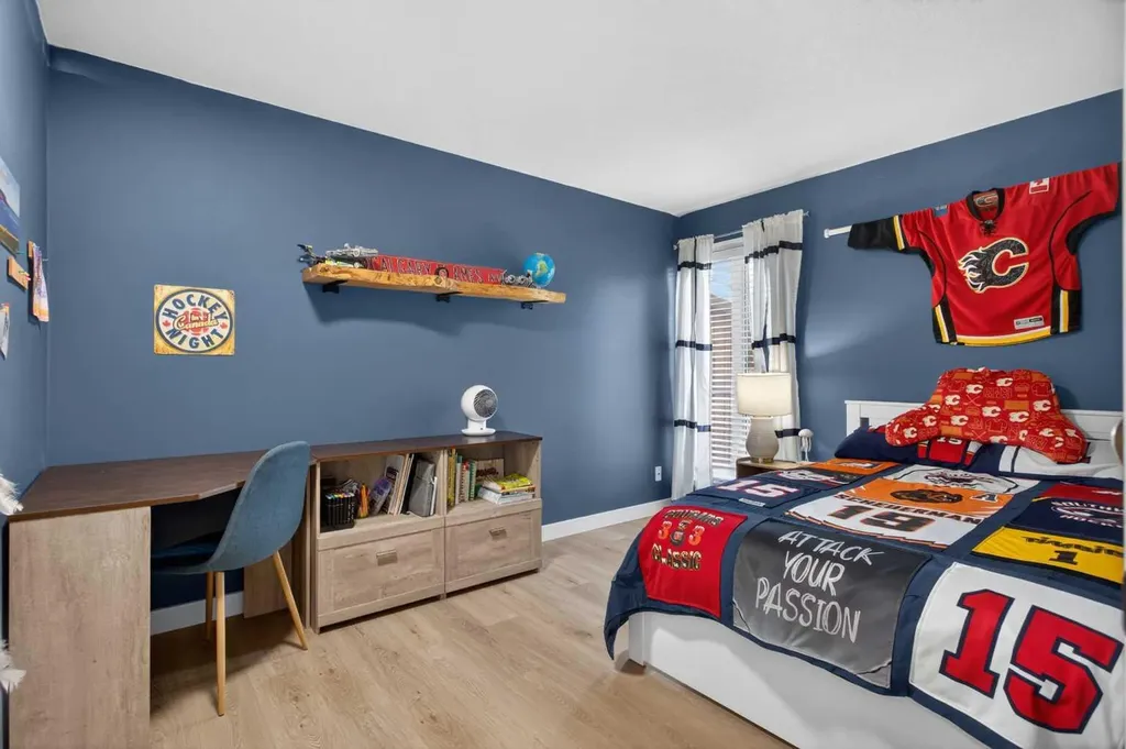 48 Shawcliffe Place Calgary AB T2Y 1H5