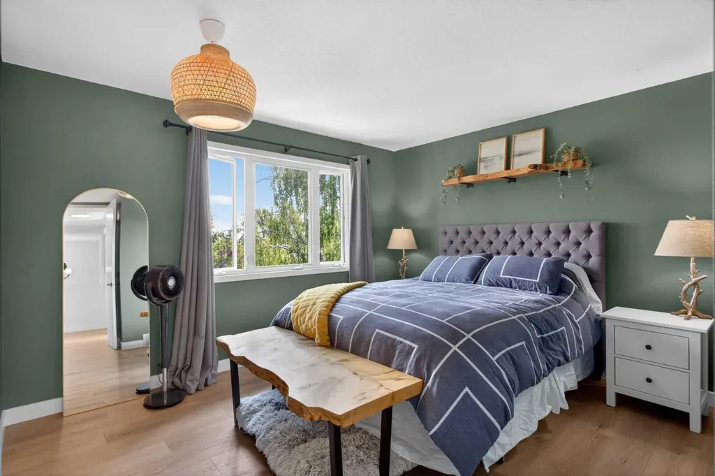 48 Shawcliffe Place Calgary AB T2Y 1H5