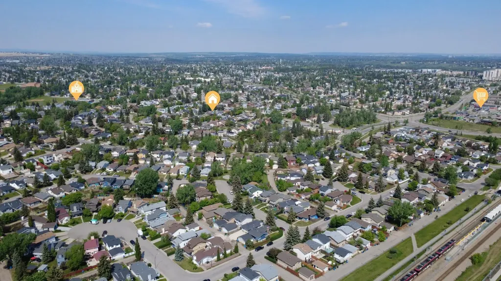 48 Shawcliffe Place Calgary AB T2Y 1H5