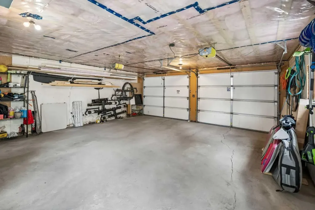 419 40 Street SW Calgary AB T3C1V9