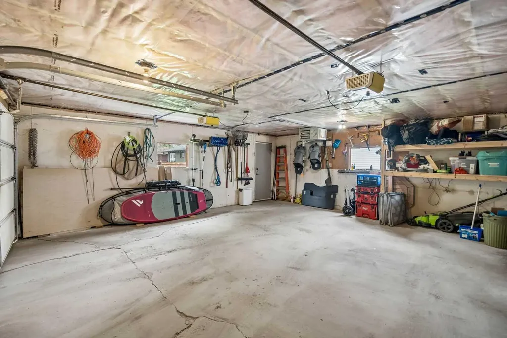 419 40 Street SW Calgary AB T3C1V9