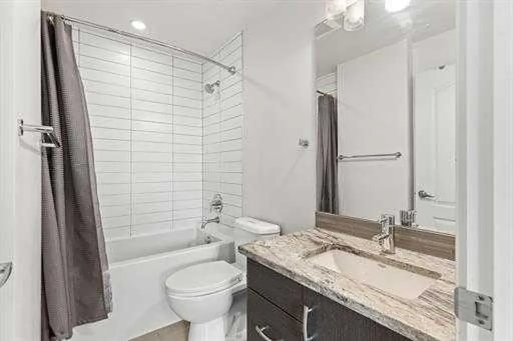 303 13 Avenue SW Calgary AB T2R0Y9