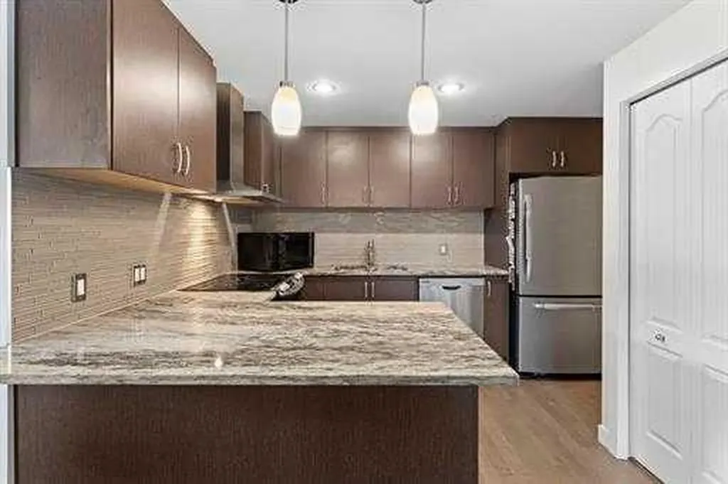 303 13 Avenue SW Calgary AB T2R0Y9