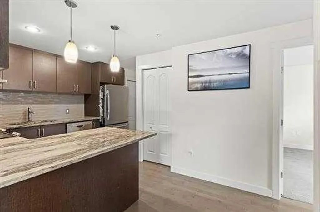 303 13 Avenue SW Calgary AB T2R0Y9