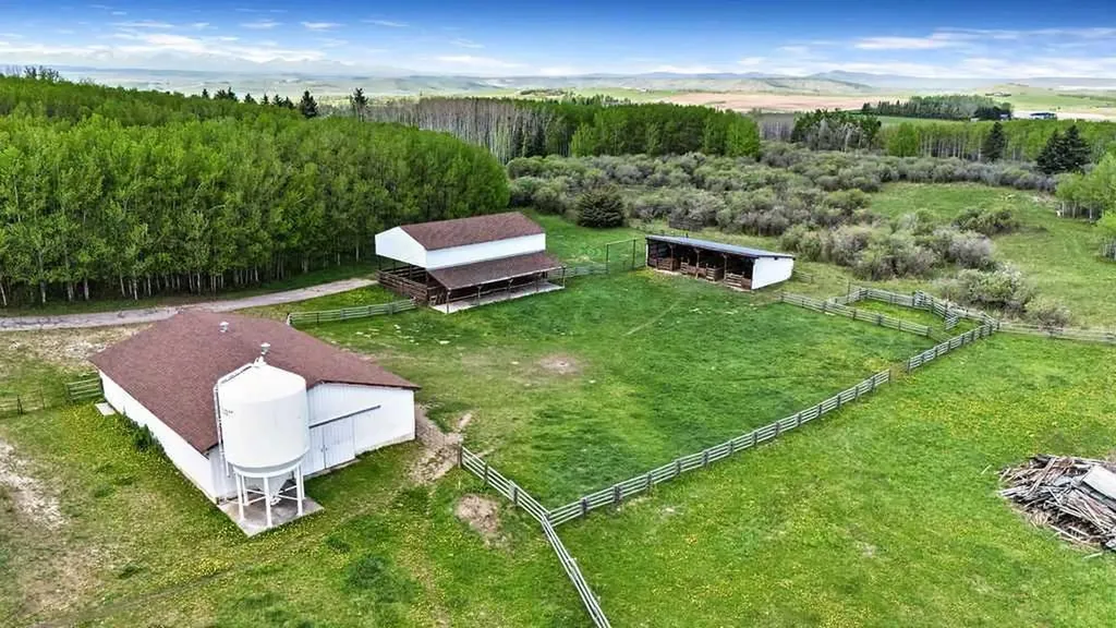 Tower Ridge Estates Rural Rocky View County AB T3Z 2M2