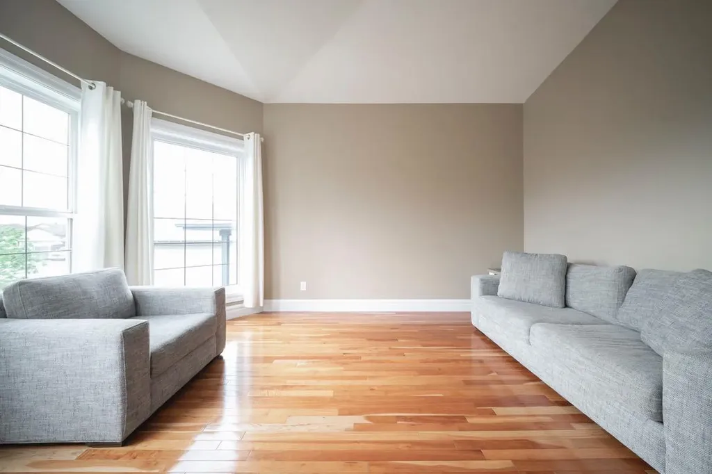 162 Pearl Bay Fort Mcmurray AB T9K 0E4