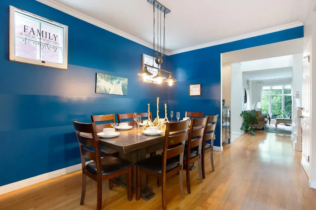 1730 7 Avenue NW Calgary AB T2N 0Z4