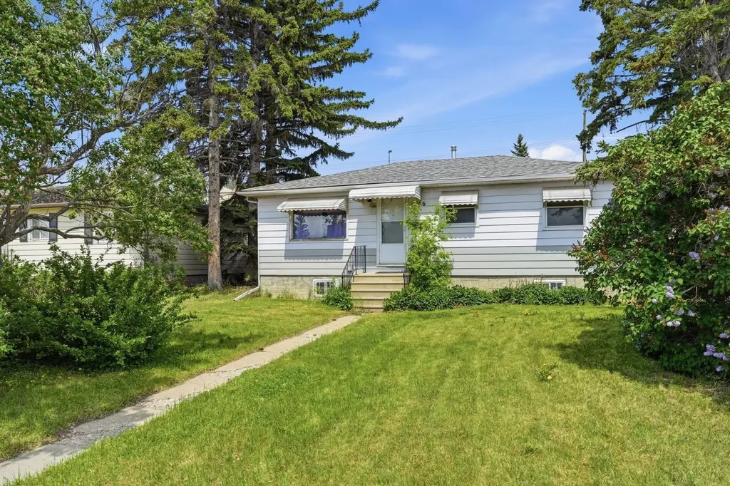 2806 9 Avenue SE Calgary AB T2A 0B9