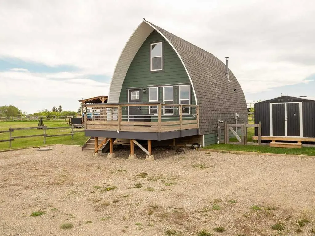 35 Mount Vista Drive Hill Spring AB T0K1E0