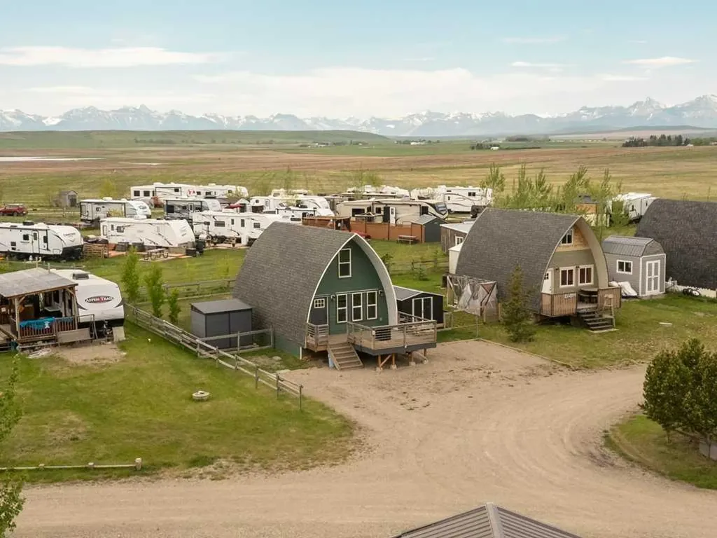 35 Mount Vista Drive Hill Spring AB T0K1E0