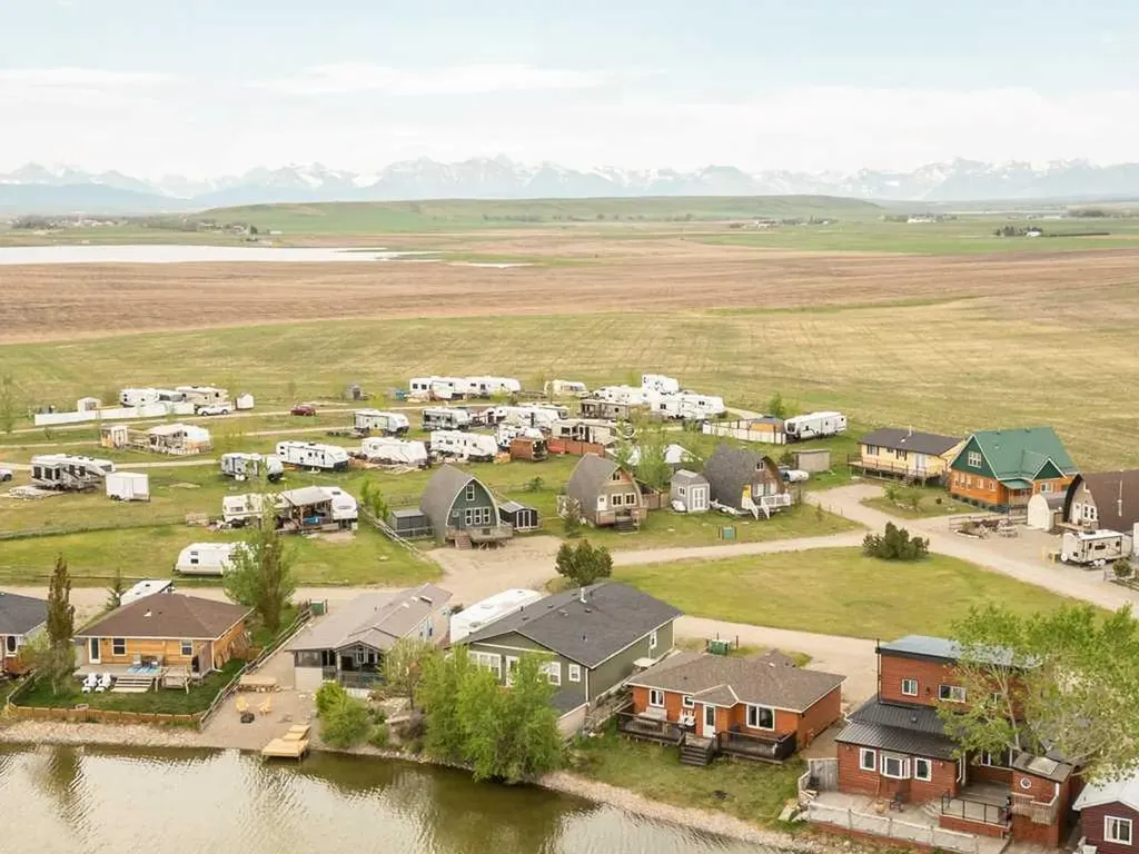 35 Mount Vista Drive Hill Spring AB T0K1E0