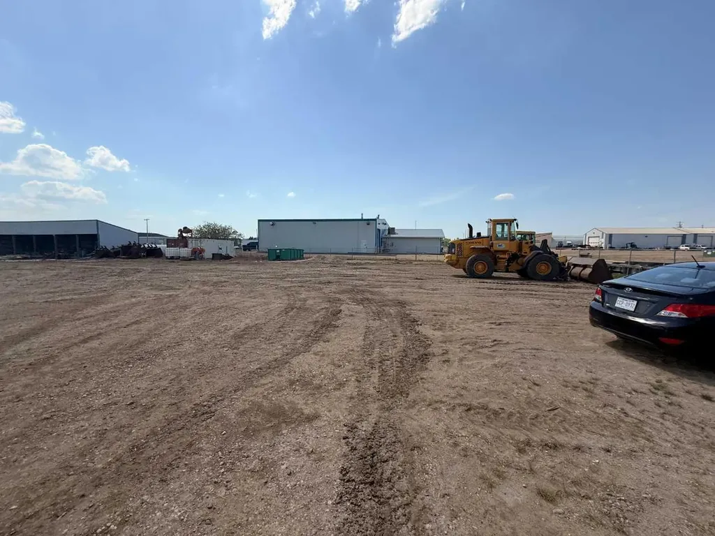 2101 17 Avenue Wainwright AB T9W 1L2