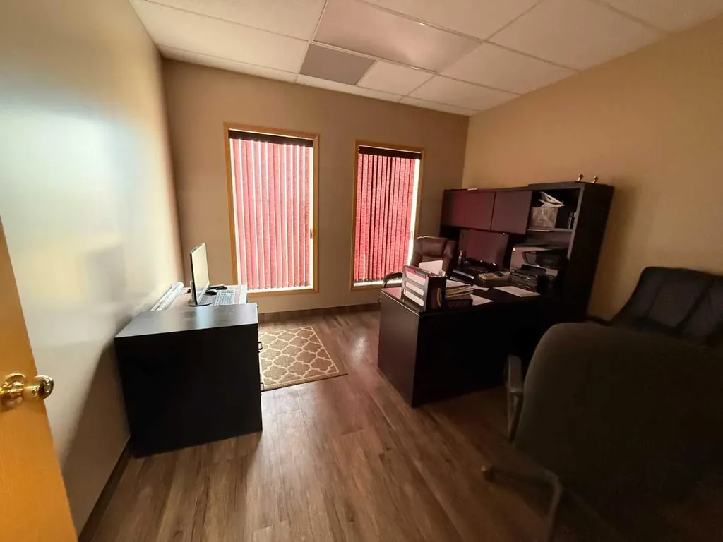 2101 17 Avenue Wainwright AB T9W 1L2