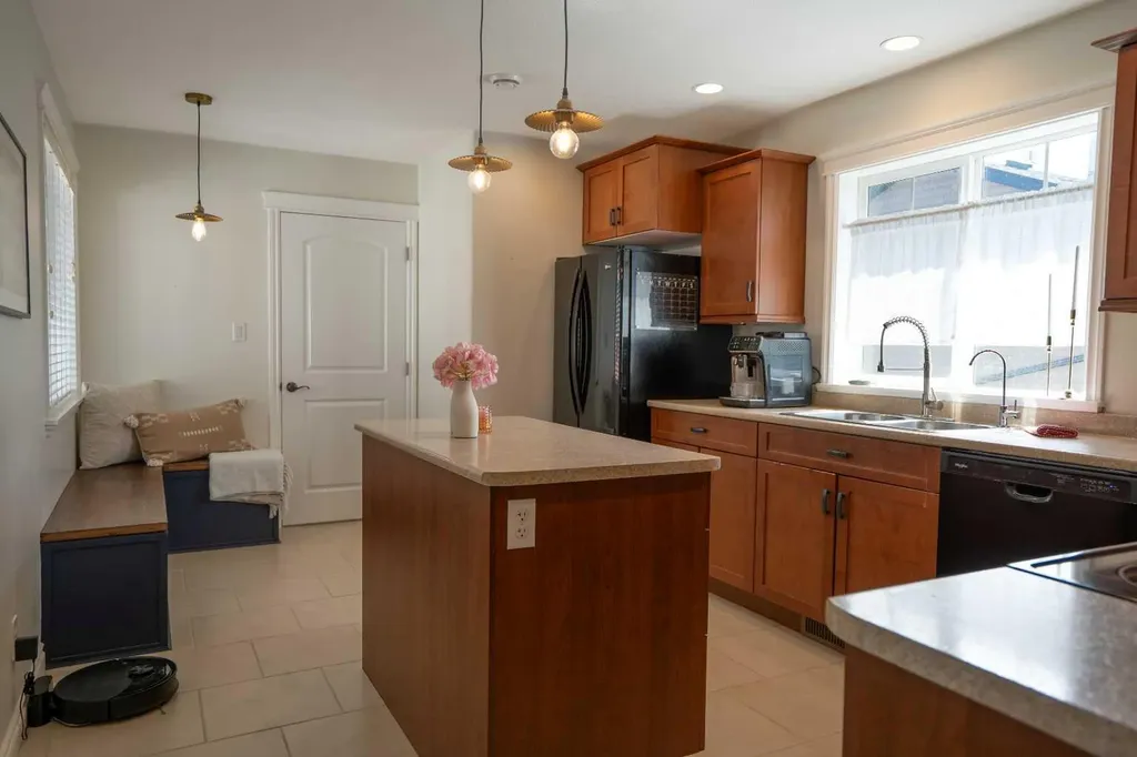 5333 55 Avenue Bashaw AB T0B 0H0
