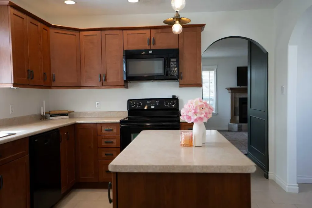 5333 55 Avenue Bashaw AB T0B 0H0