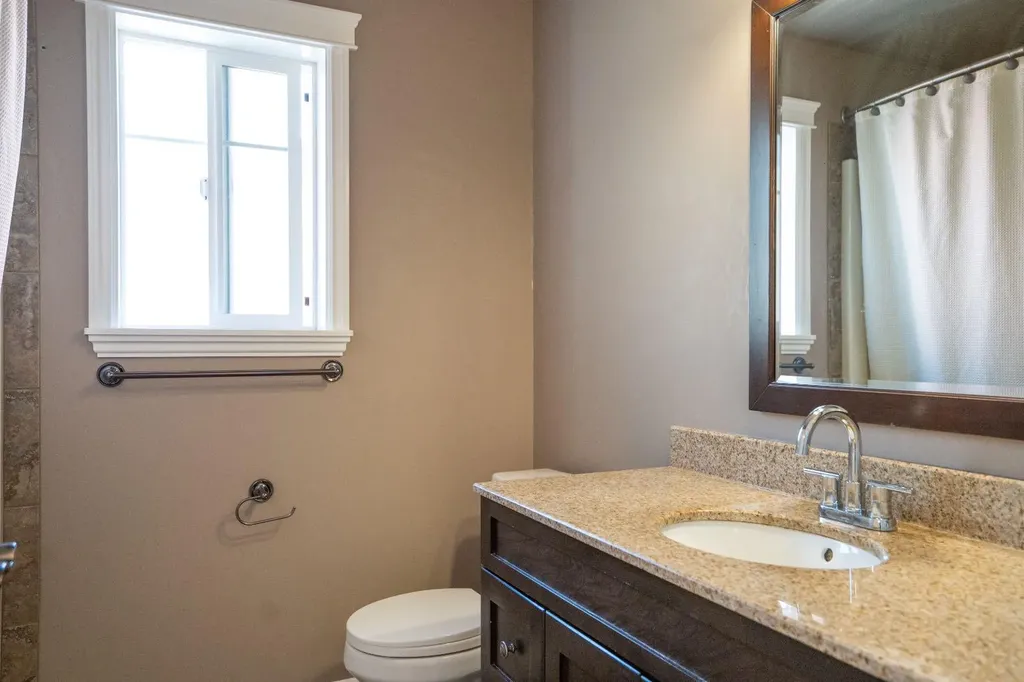 5333 55 Avenue Bashaw AB T0B 0H0
