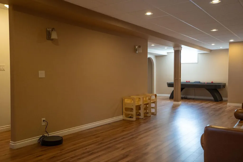 5333 55 Avenue Bashaw AB T0B 0H0