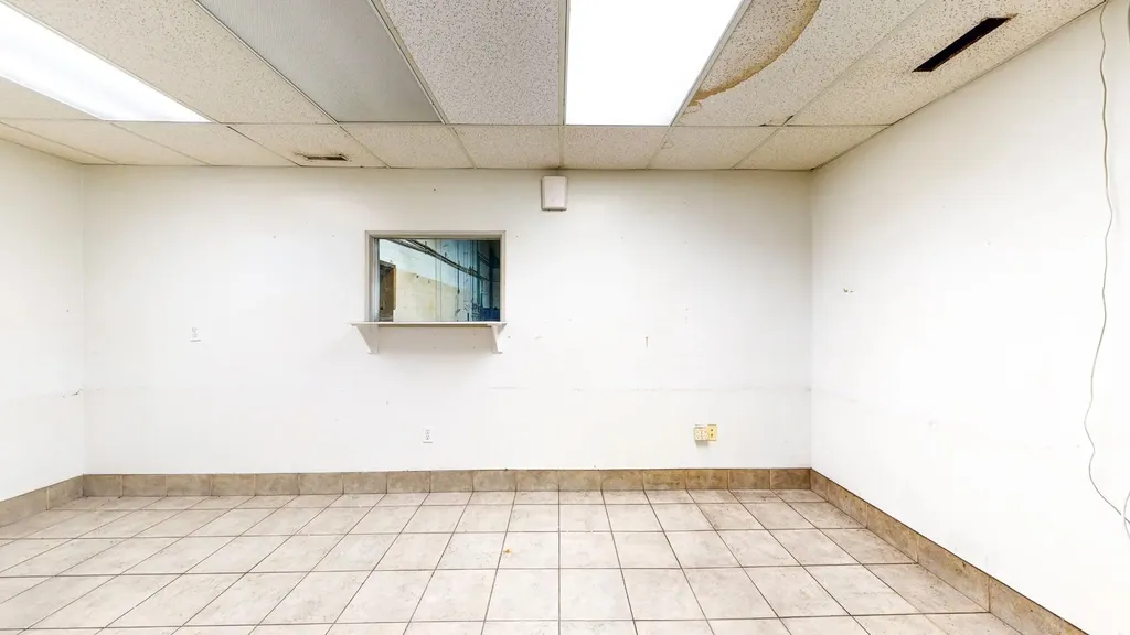 602 13 Street SE Medicine Hat AB T1A 1X3