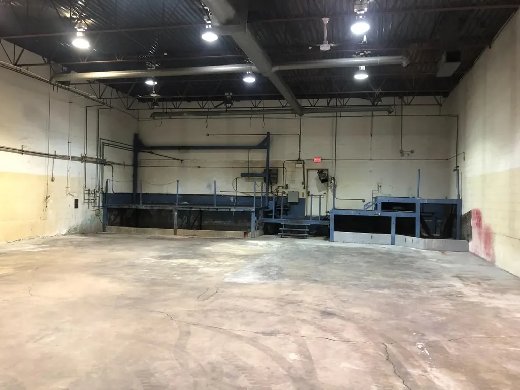 602 13 Street SE Medicine Hat AB T1A 1X3