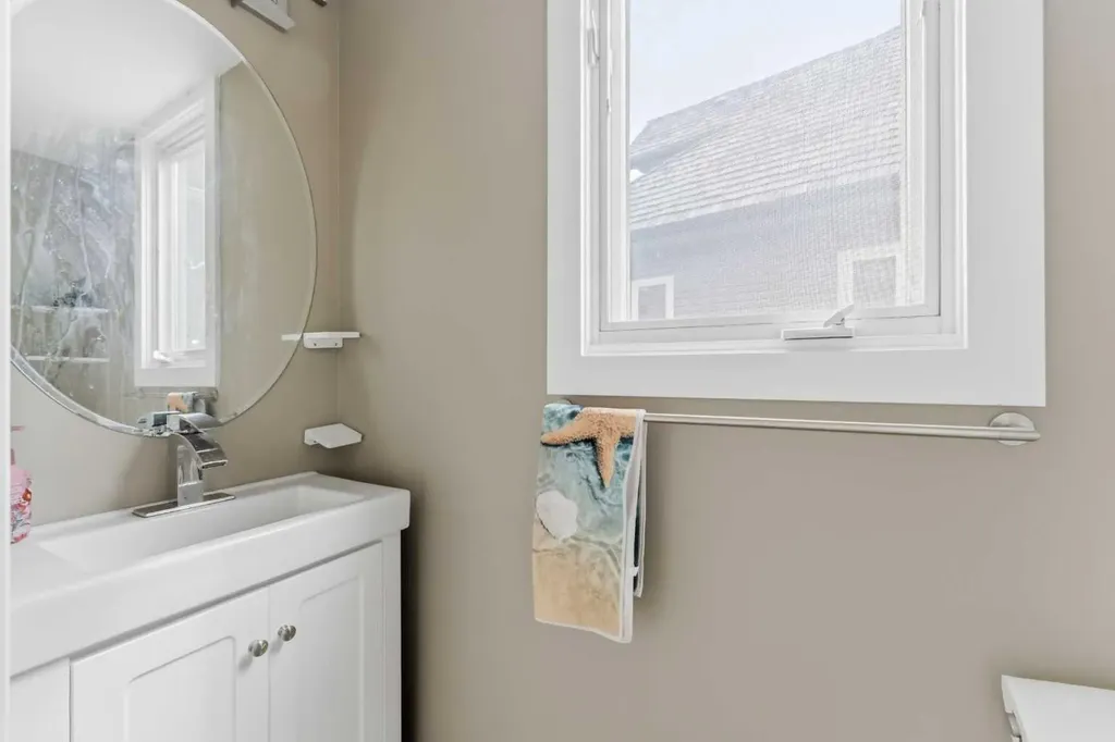 36 Varsity Estates Court NW Calgary AB T3B 5B1