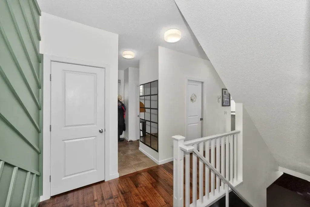 158 Masters Point SE Calgary AB T3M2B5