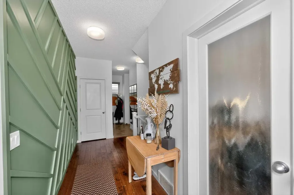 158 Masters Point SE Calgary AB T3M2B5