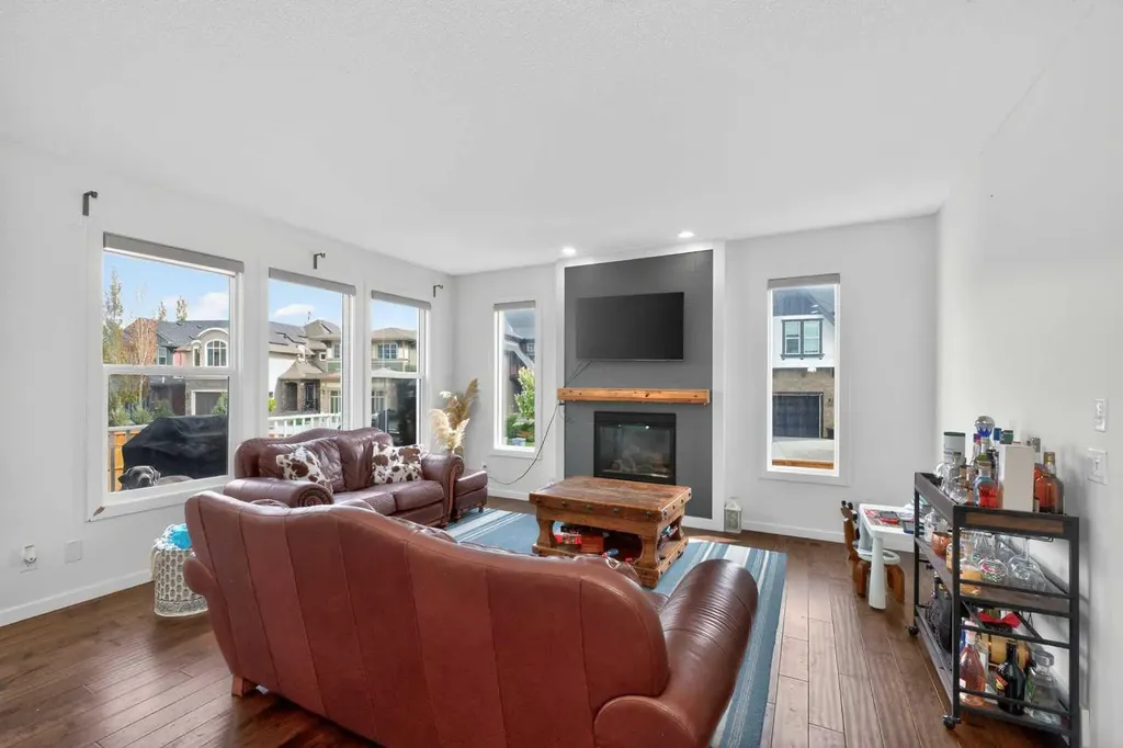 158 Masters Point SE Calgary AB T3M2B5