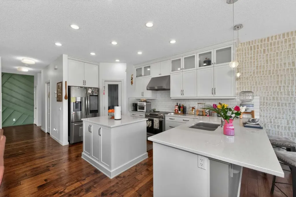 158 Masters Point SE Calgary AB T3M2B5
