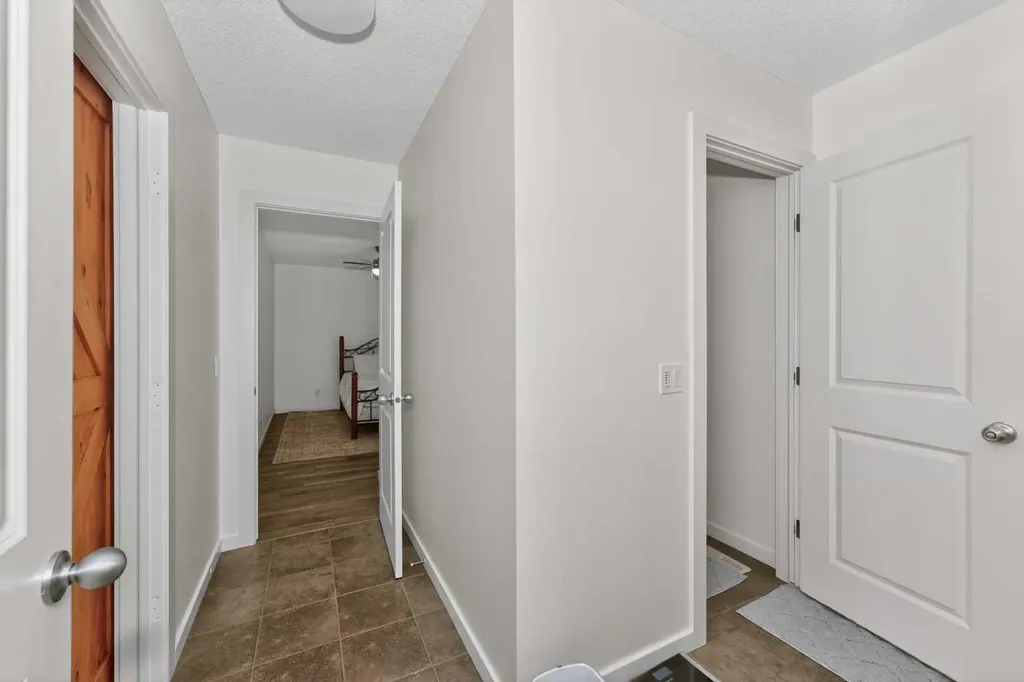 158 Masters Point SE Calgary AB T3M2B5