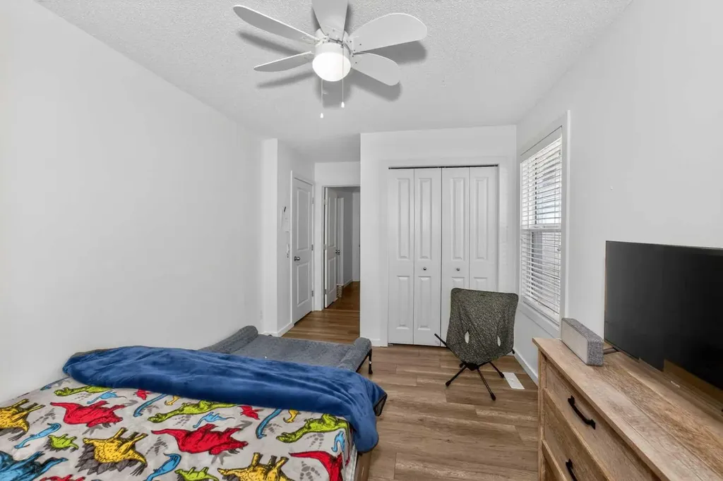 158 Masters Point SE Calgary AB T3M2B5