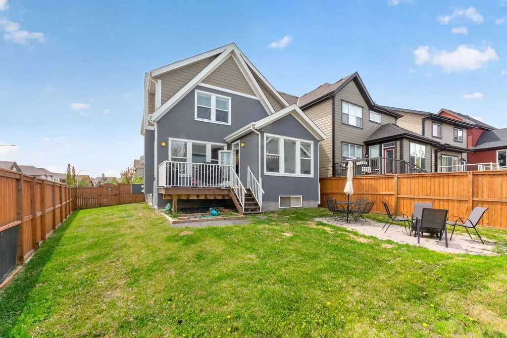 158 Masters Point SE Calgary AB T3M2B5