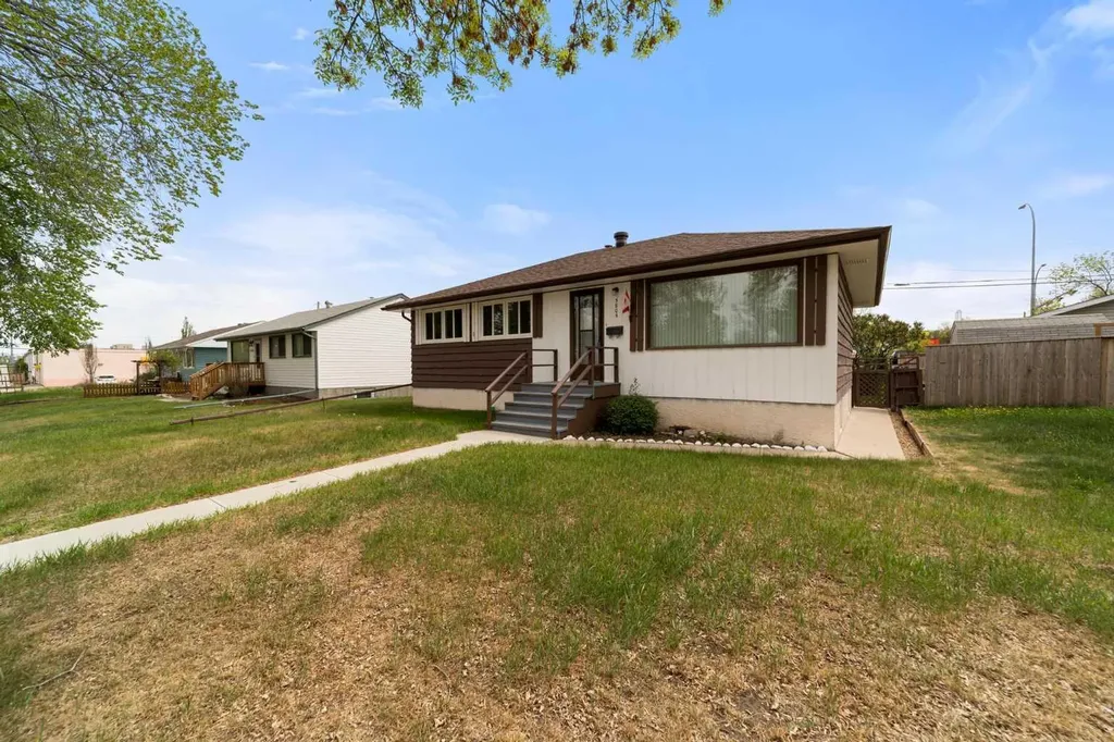5805 48a Avenue Camrose AB T4V 0L4