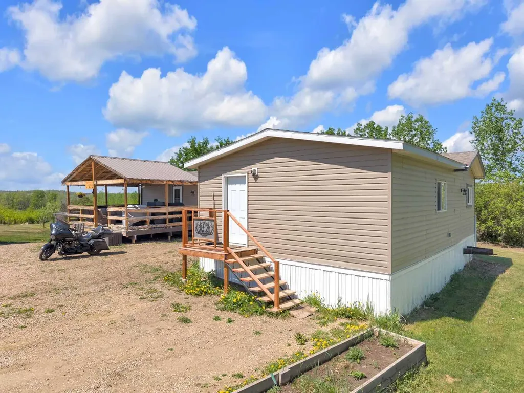 410002 Range Road 5-0 Rural Clearwater County AB T0M 1H0
