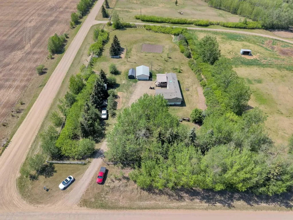 410002 Range Road 5-0 Rural Clearwater County AB T0M 1H0