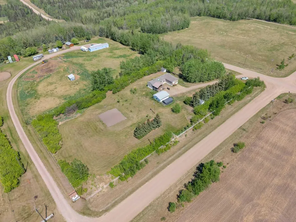 410002 Range Road 5-0 Rural Clearwater County AB T0M 1H0