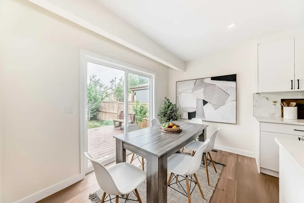 936 Cranston Drive SE Calgary AB T3M 1E3