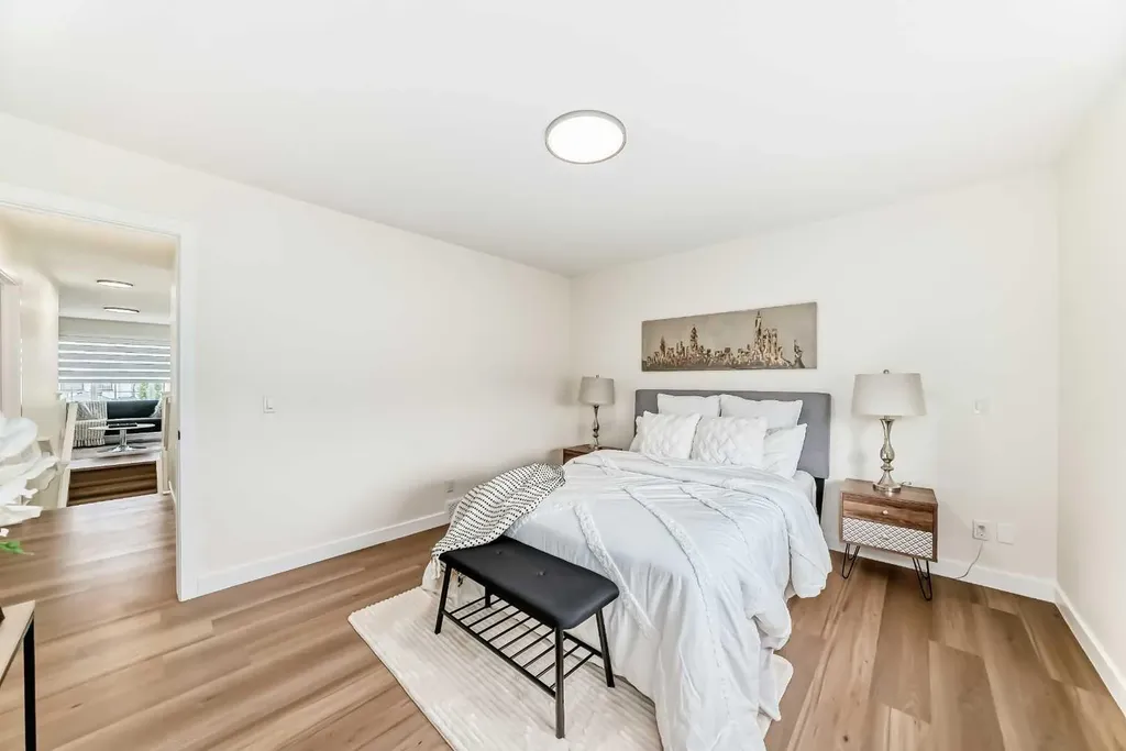936 Cranston Drive SE Calgary AB T3M 1E3