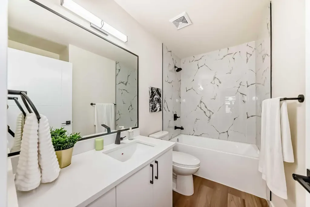 936 Cranston Drive SE Calgary AB T3M 1E3