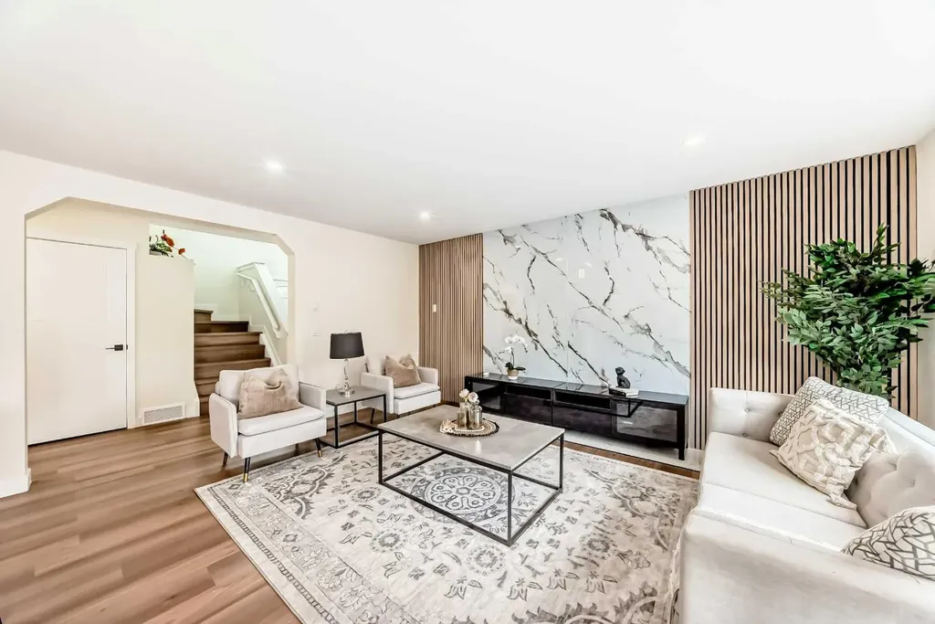 936 Cranston Drive SE Calgary AB T3M 1E3