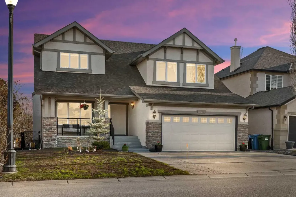 325 Discovery Ridge Way SW Calgary AB T3H5S8