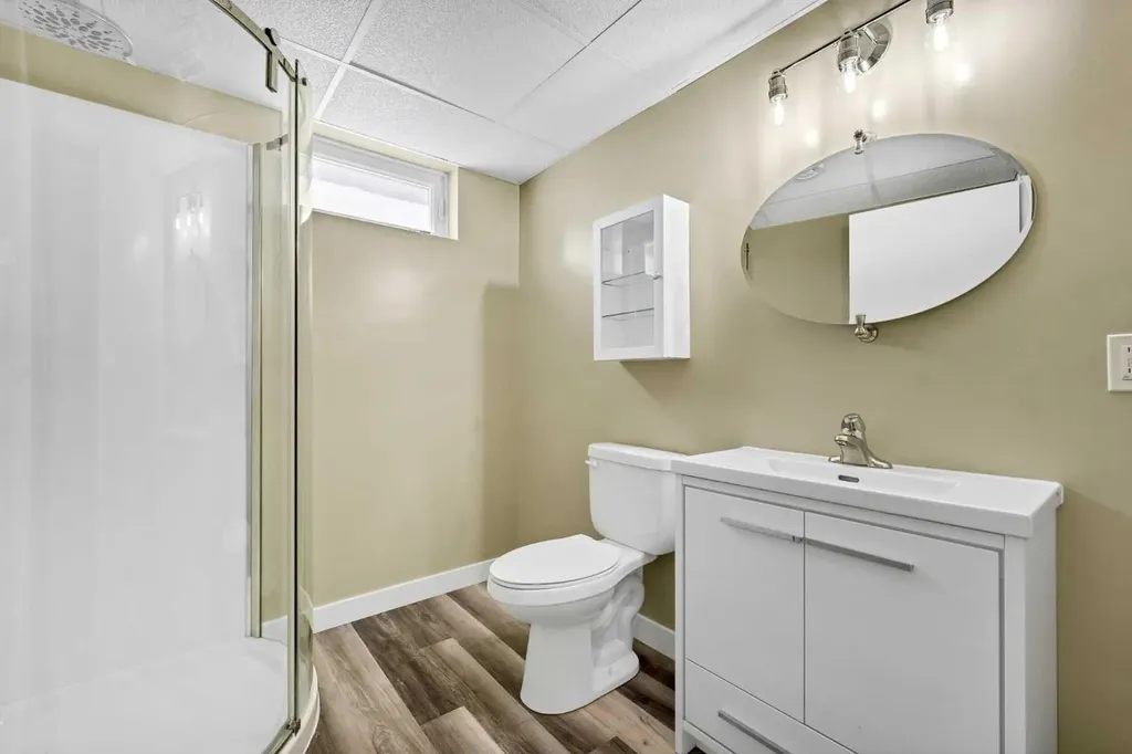 1277 Crockford Crescent NW Medicine Hat AB T1A 7H7