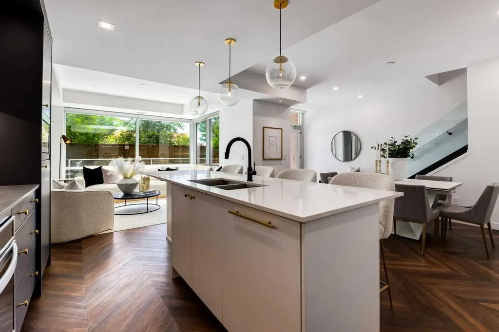 8445 Broadcast Avenue SW Calgary AB T3H 6B6