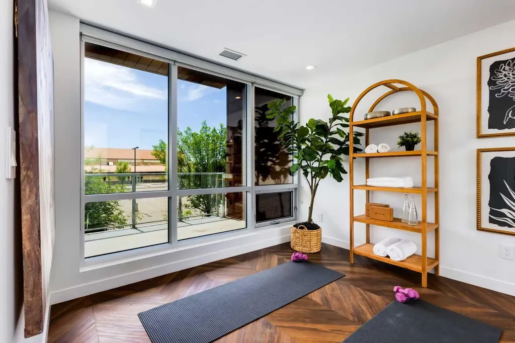 8445 Broadcast Avenue SW Calgary AB T3H 6B6