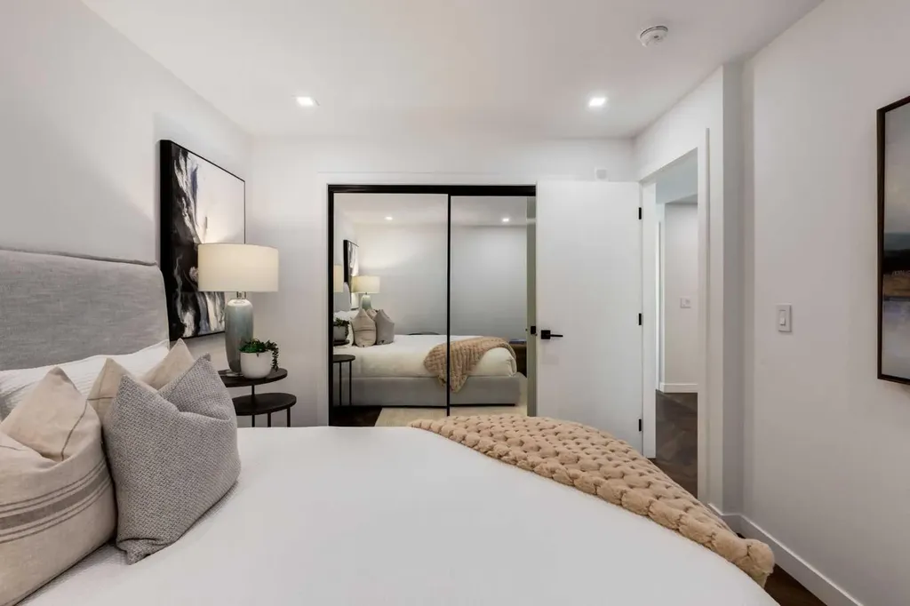 8445 Broadcast Avenue SW Calgary AB T3H 6B6