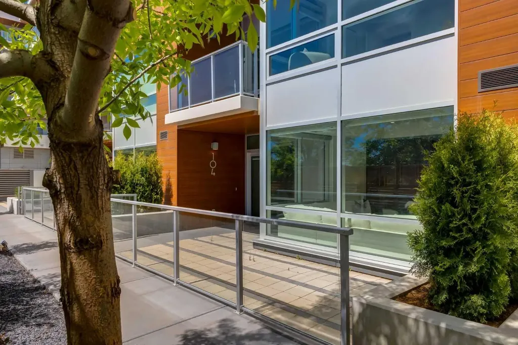 8445 Broadcast Avenue SW Calgary AB T3H 6B6