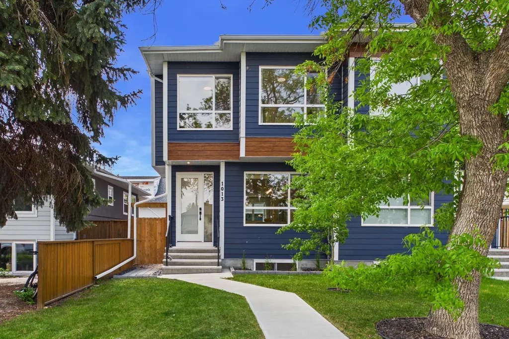 1013 Regal Crescent NE Calgary AB T2E 5G9