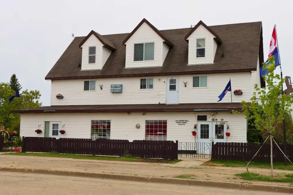 4810 50 Avenue Valleyview AB T0H 3N0